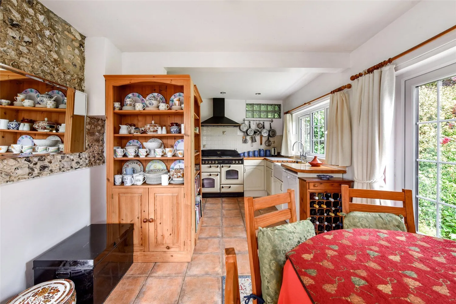 West Lavant Cottages, West Lavant, PO18 photo 5