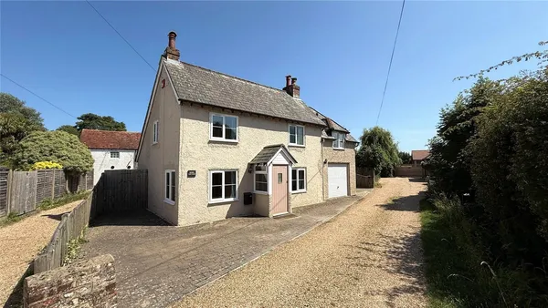 Malthouse Lane, West Ashling, PO18 photo 1