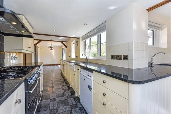 Malthouse Lane, West Ashling, PO18 photo 2