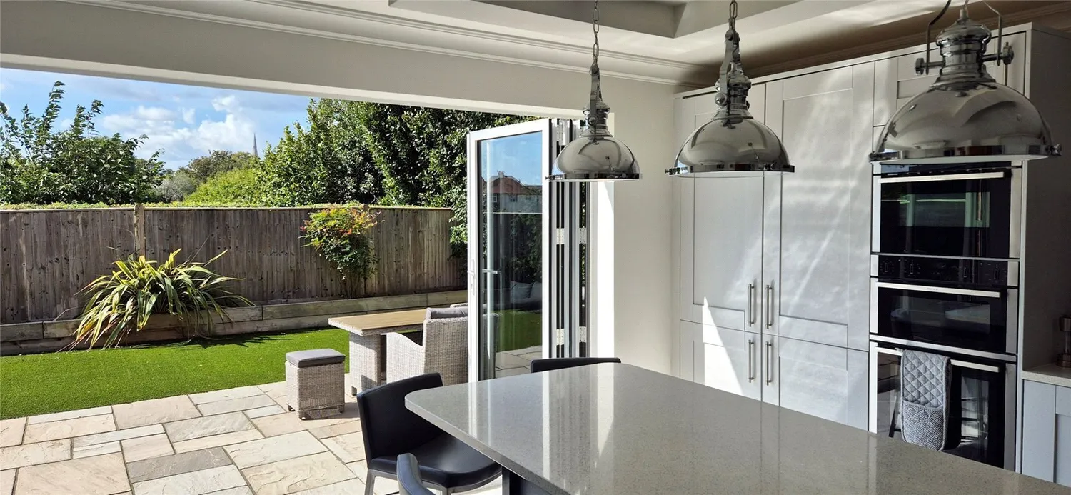 Ormonde Avenue, Chichester, PO19 photo 13