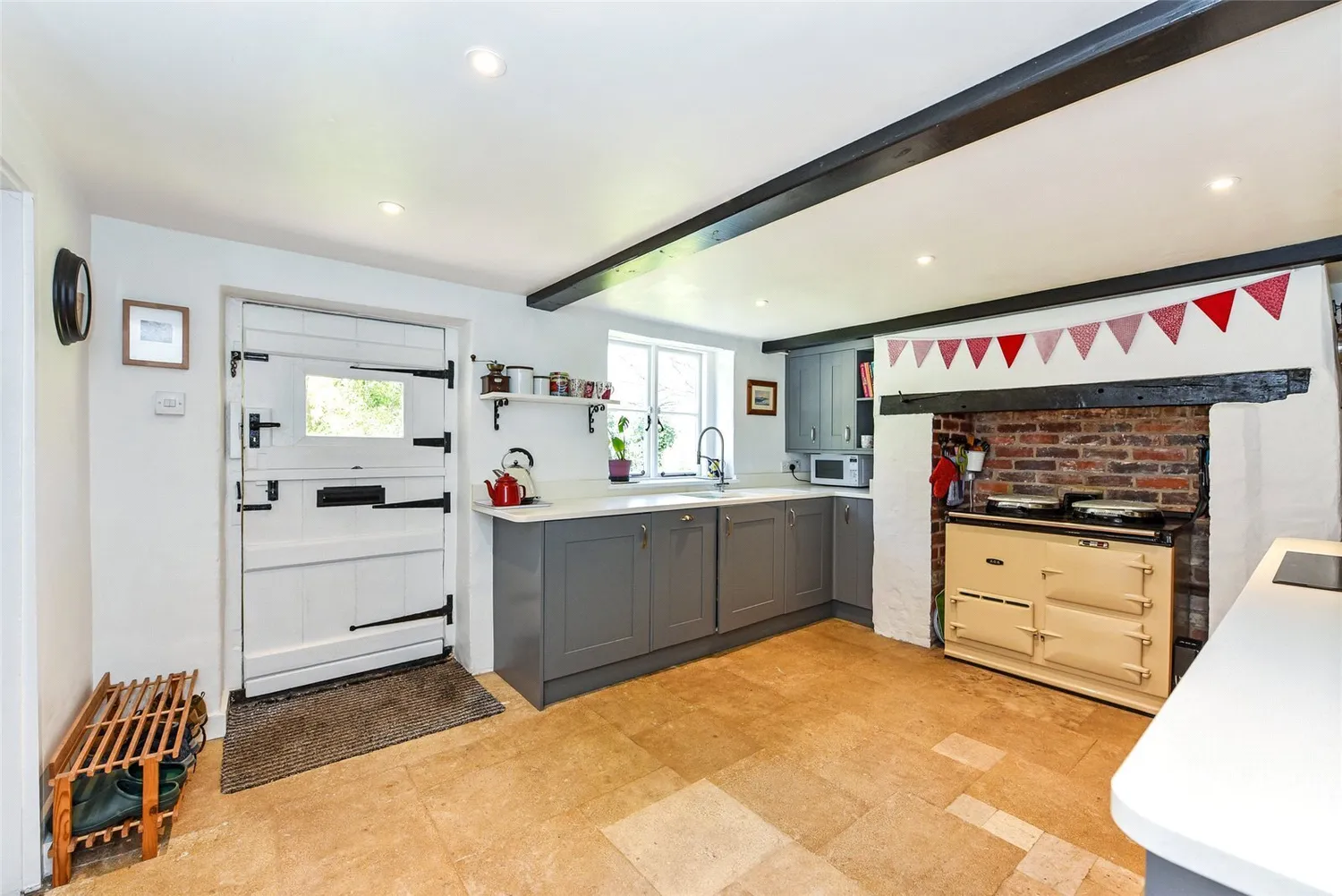 The Warren, West Dean, PO18 photo 5