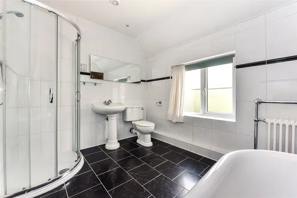 Malthouse Lane, West Ashling, PO18 photo 10