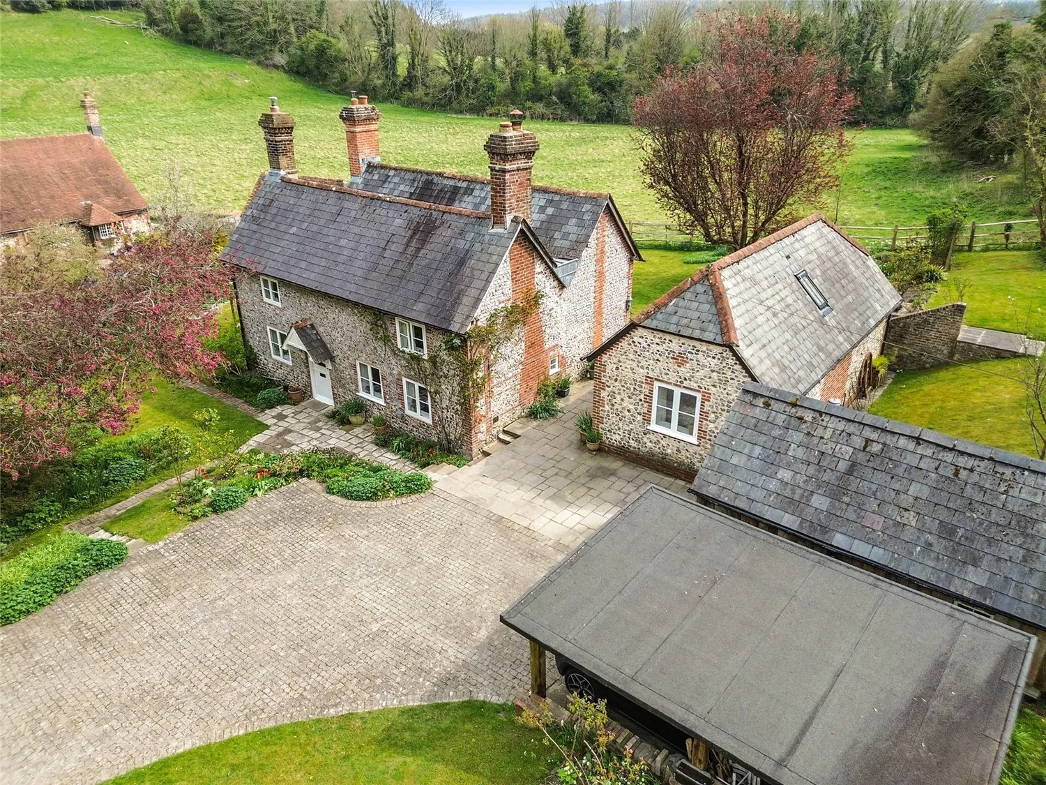 The Warren, West Dean, PO18 photo 16