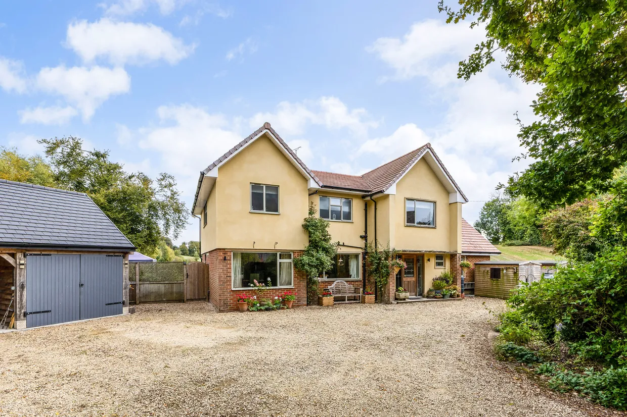 Newton Toney Road, Salisbury, SP4 photo 1