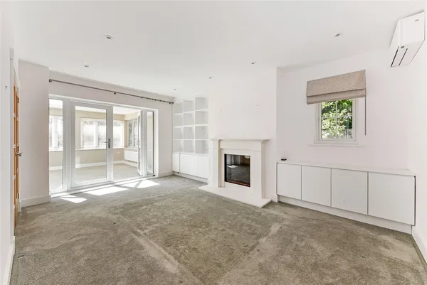 Maddoxwood, Chichester, PO19 photo 5