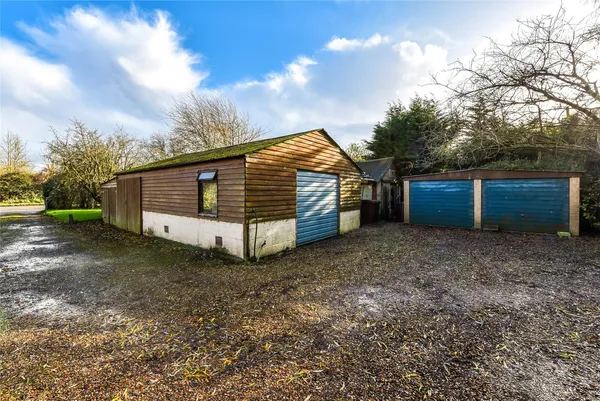 Selsey Road, Sidlesham, PO20 photo 14
