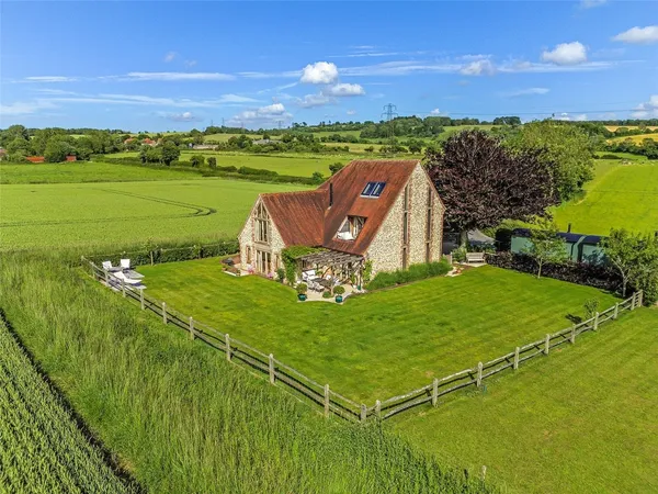 Wildham Lane, East Marden, PO18 photo 17