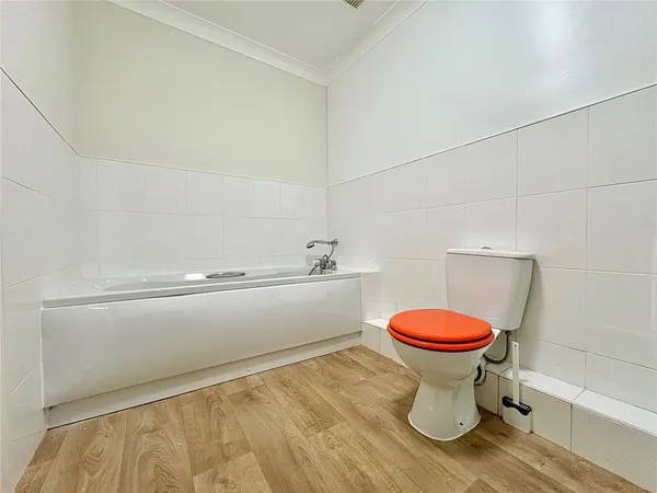 Pool House, Lock Lane, PO20 photo 14