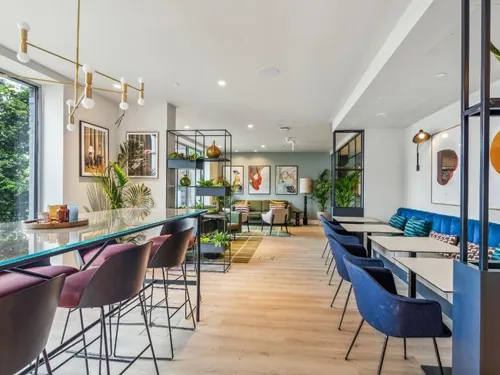 The Apiary, The Mall, Ealingphoto