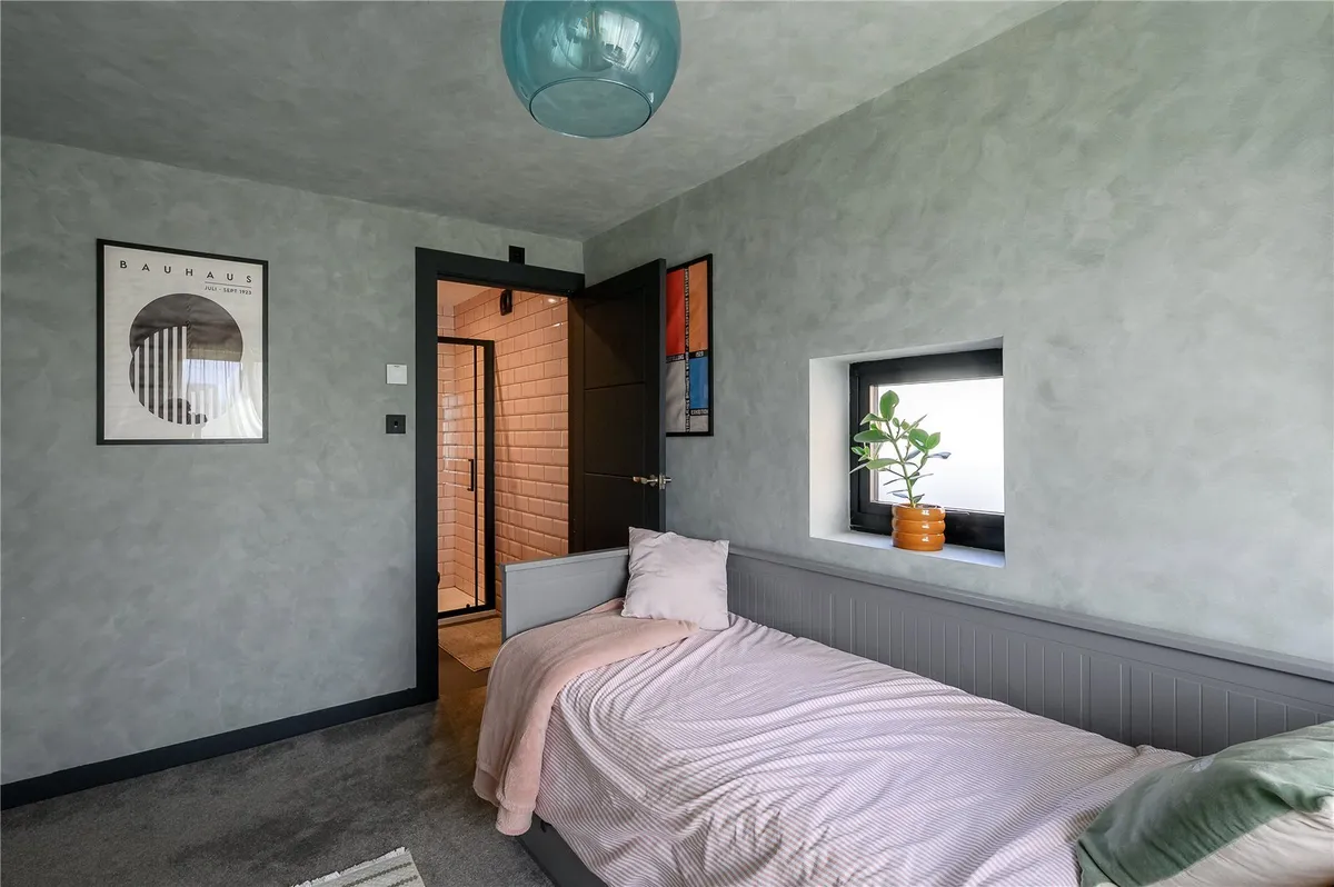 Manor Court, Shadwell, LS17