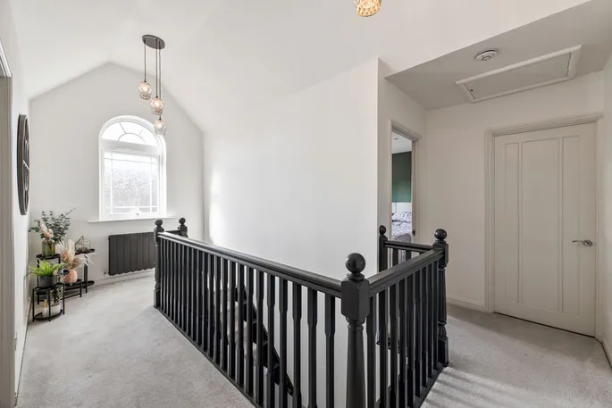 Property carousel image 22