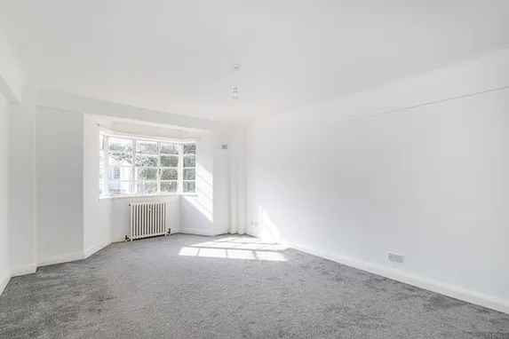 Streatham Hill Corner Fielde SW2