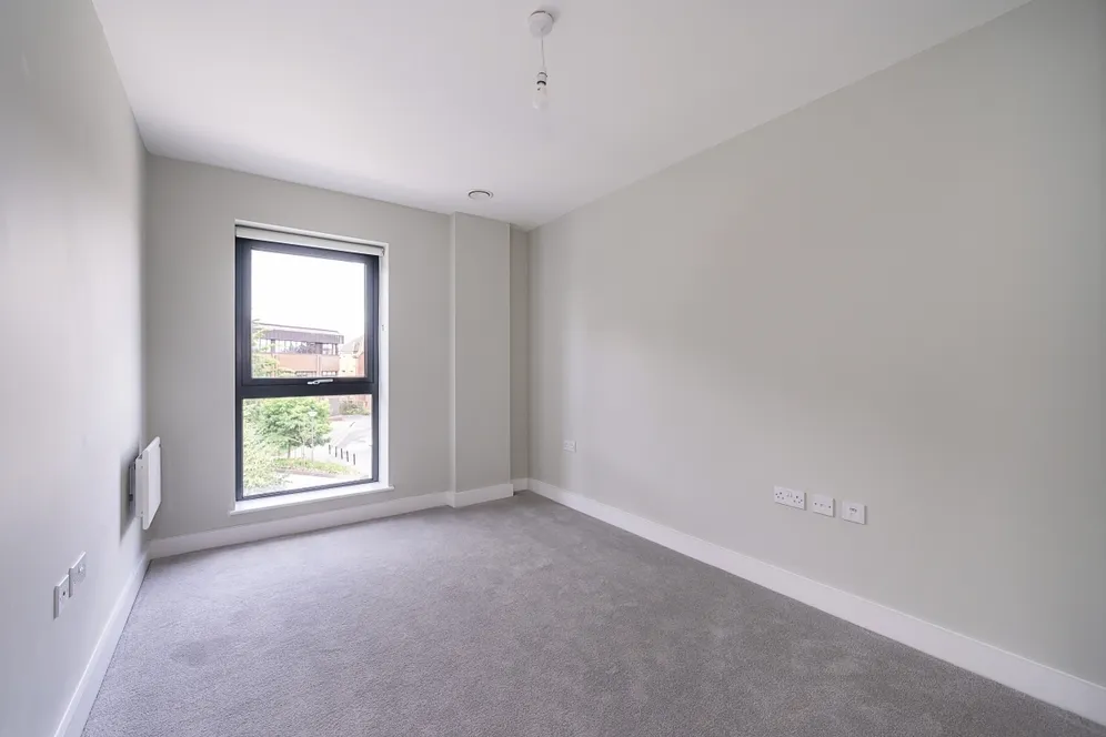 Highfield Avenue, 10 Market Street Newbury RG14 photo 5