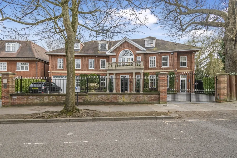 Sheldon Avenue Highgate N6 photo 20