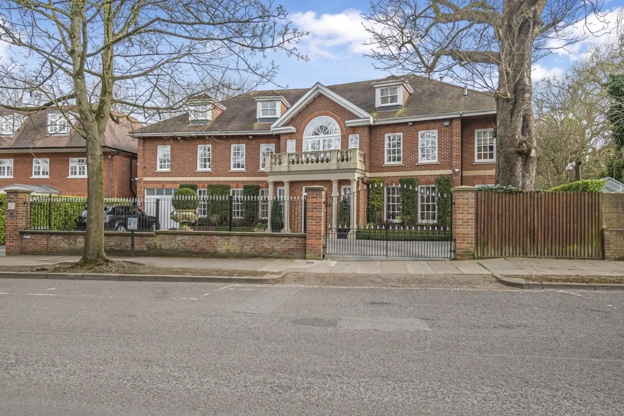 Sheldon Avenue Highgate N6 photo 21
