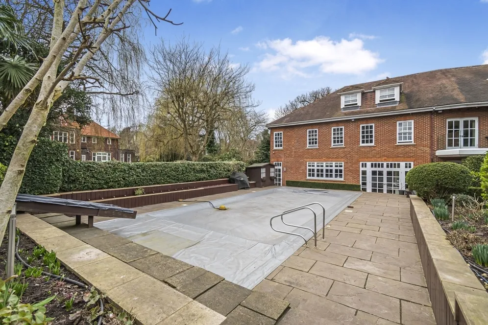 Sheldon Avenue Highgate N6 photo 24
