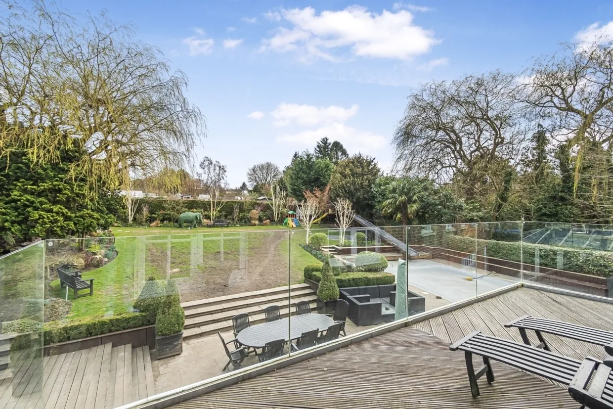 Sheldon Avenue Highgate N6 photo 26