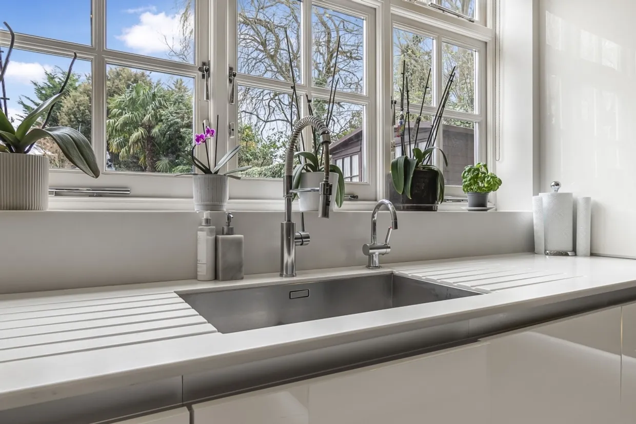 Sheldon Avenue Highgate N6 photo 29