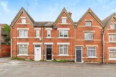 College Street, GRANTHAM