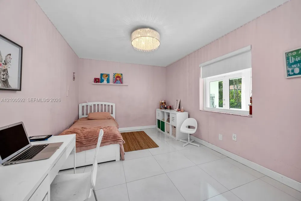 1101 Coral Way, Coral Gables, FL 33134