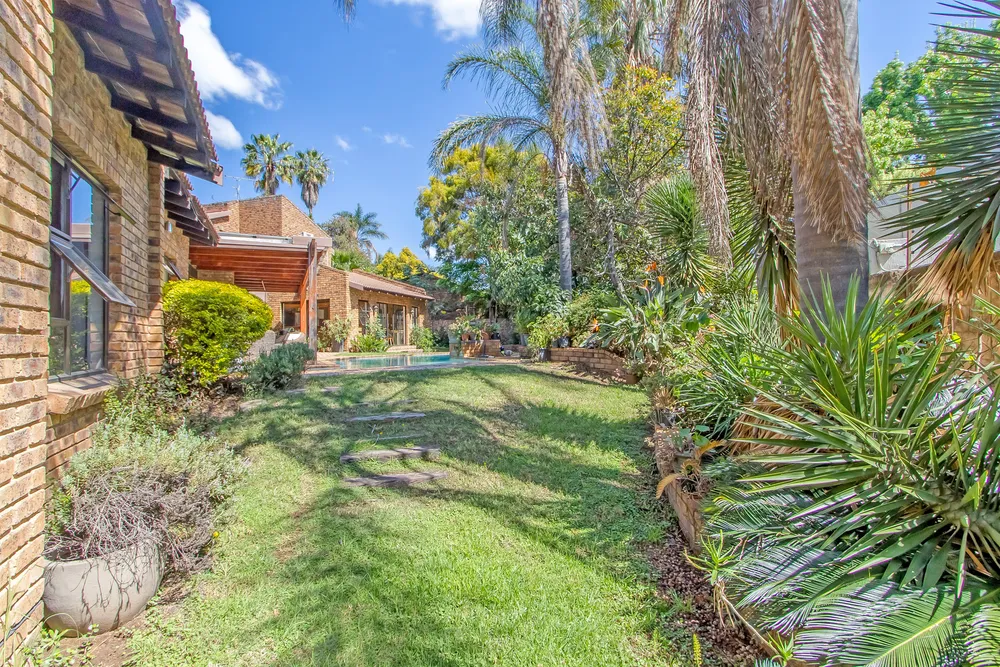 South Africa, Gauteng, Lonehill