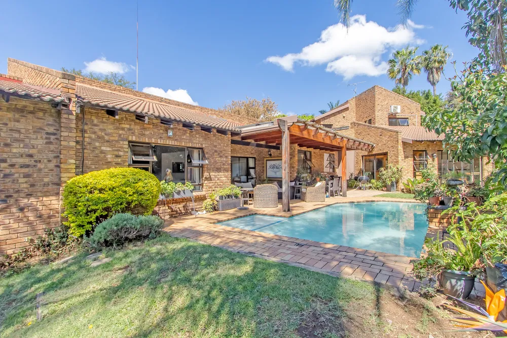 South Africa, Gauteng, Lonehill