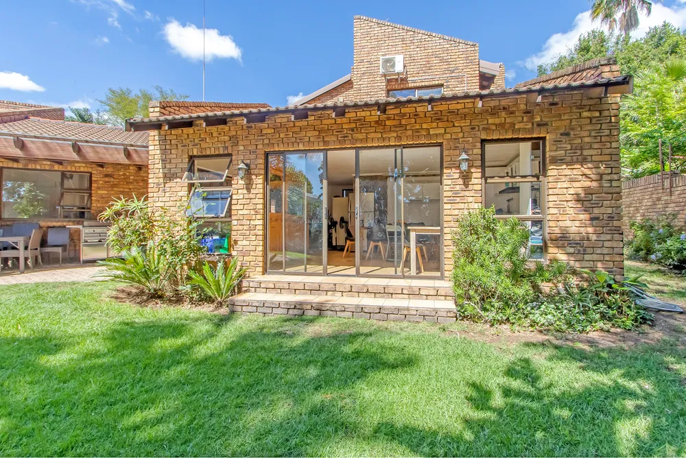 South Africa, Gauteng, Lonehill
