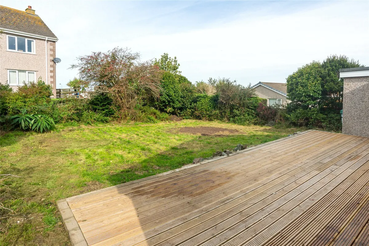 Yr Ogof, Holyhead, Isle of Anglesey, LL65