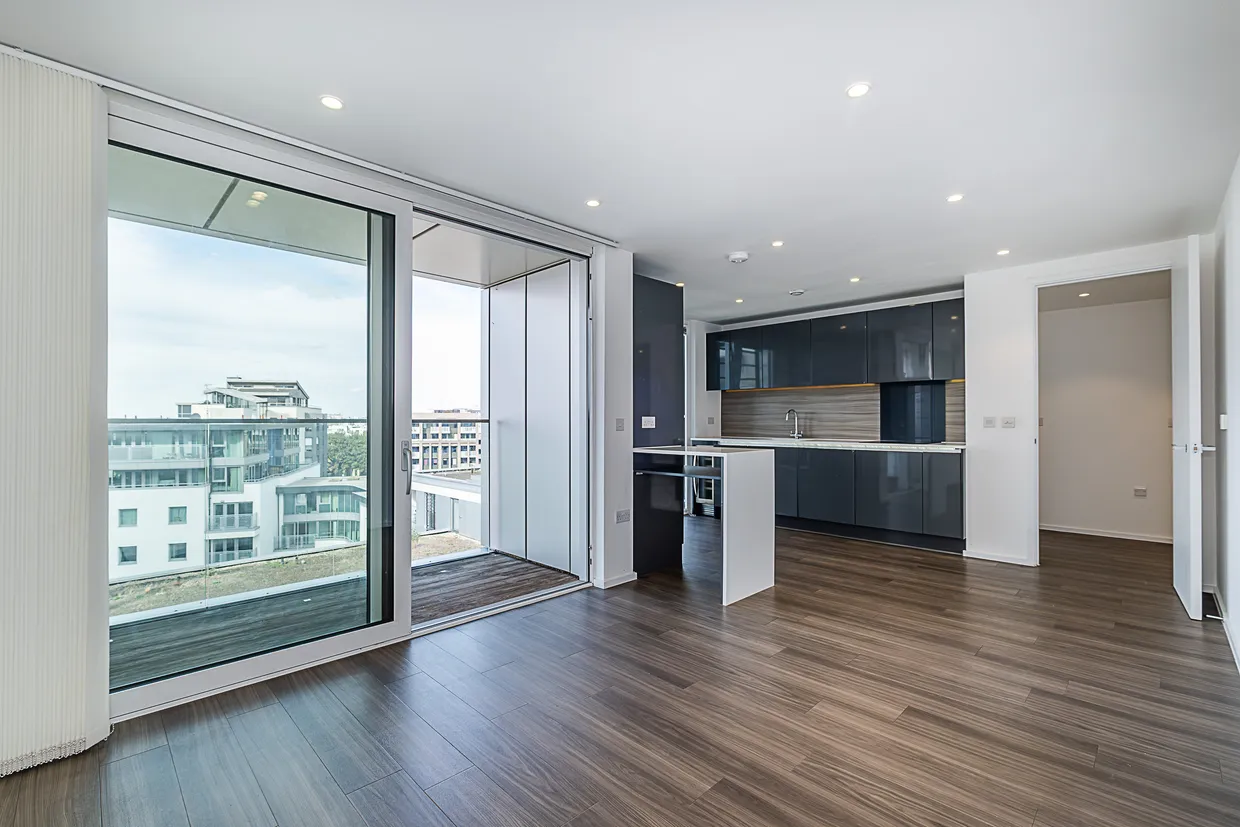 Buckhold Road, London, SW18 photo 2