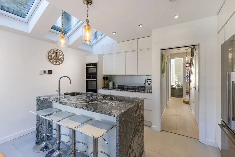 Speldhurst Road, London, W4 photo 6