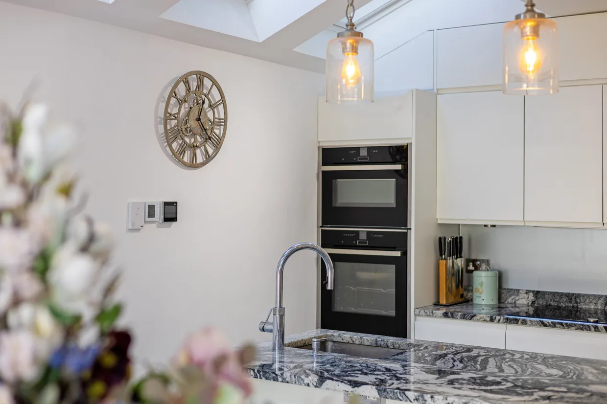 Speldhurst Road, London, W4 photo 15