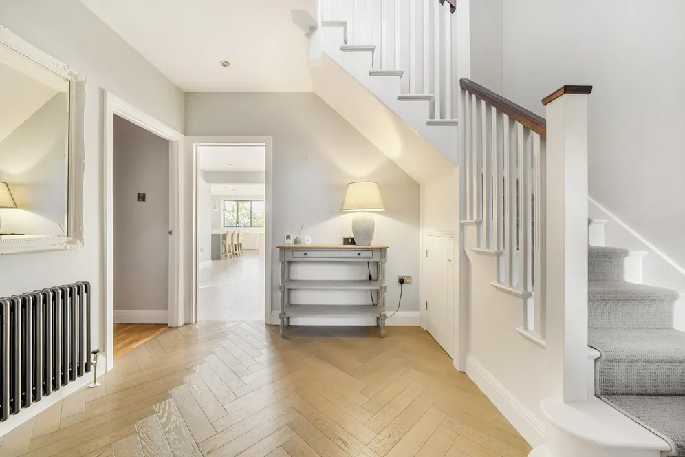 Church Crescent, Whetstone, N20 photo 5