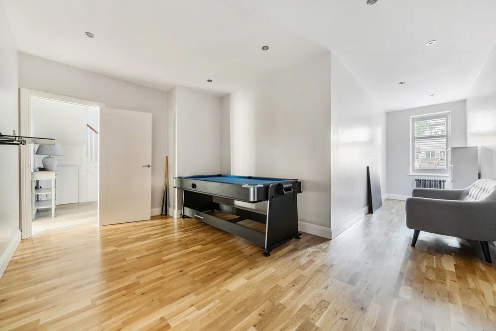 Church Crescent, Whetstone, N20 photo 14