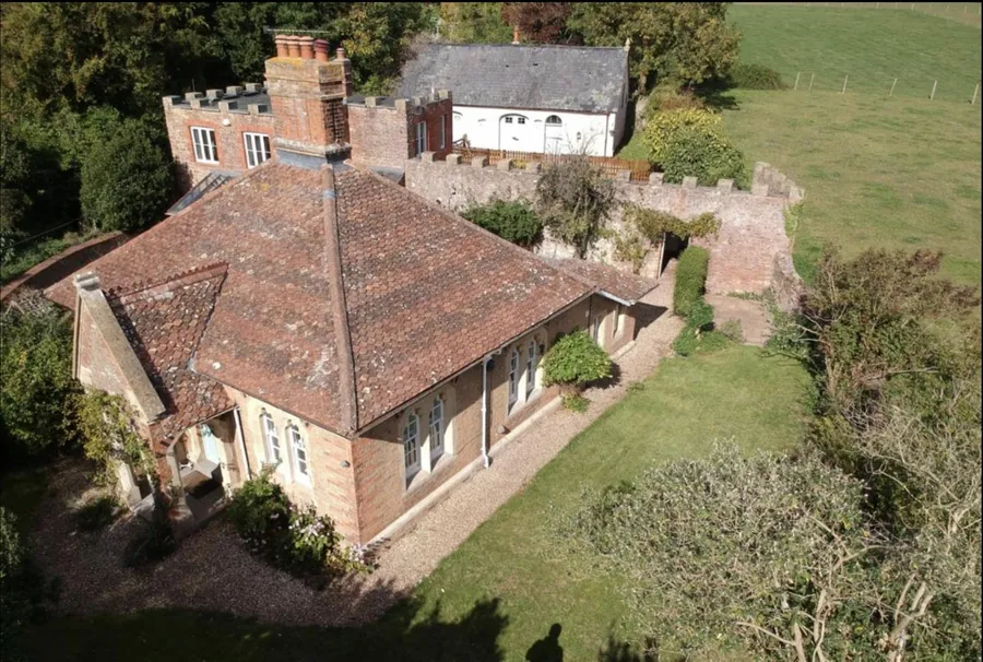 Property Image 1