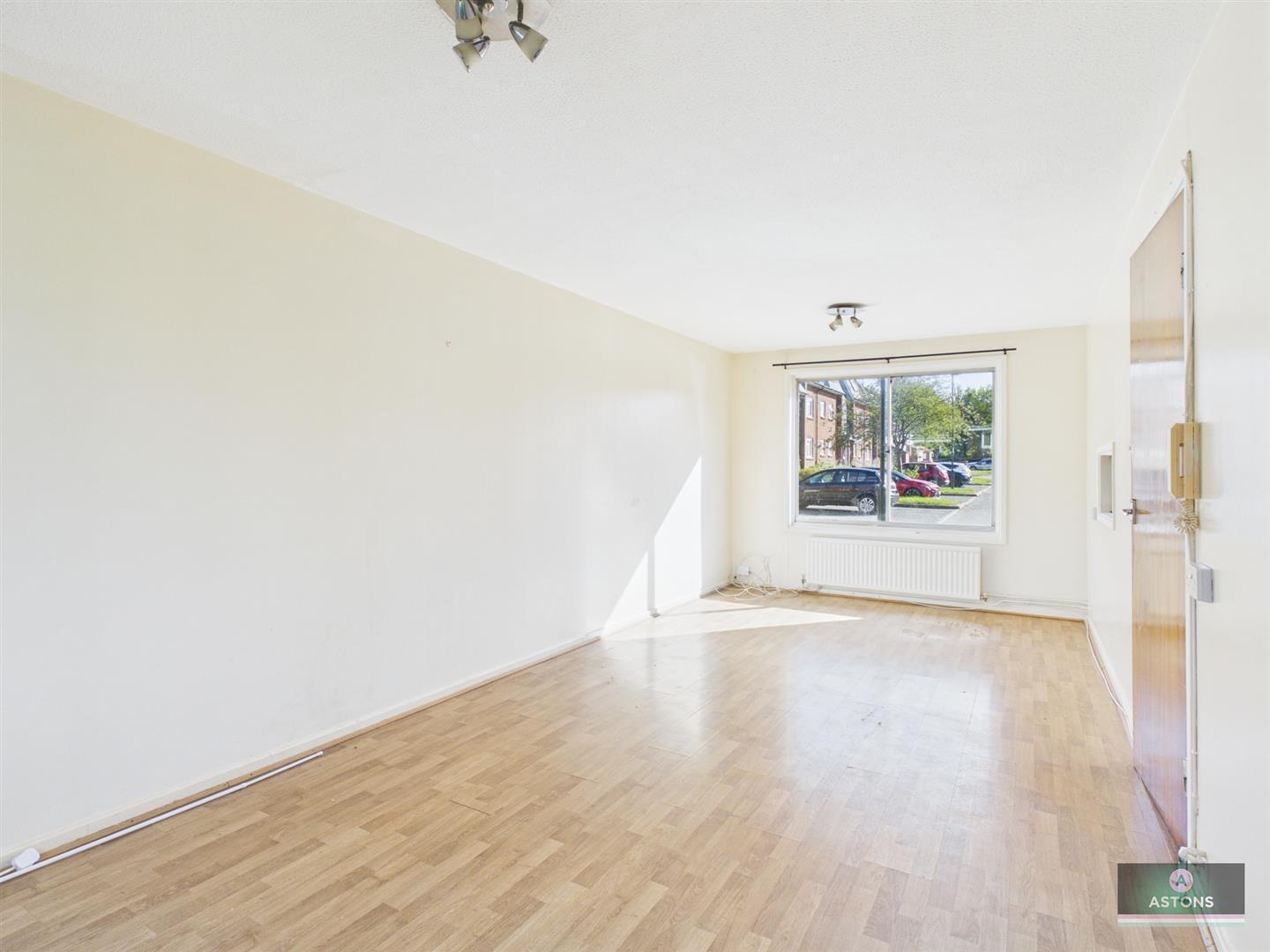 Britten Close, Bewbush Image 2