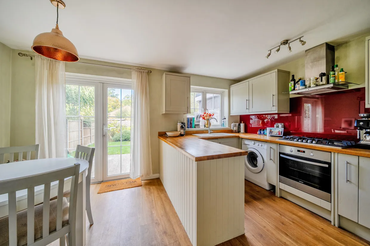 London Road, Ascot, SL5 photo 12