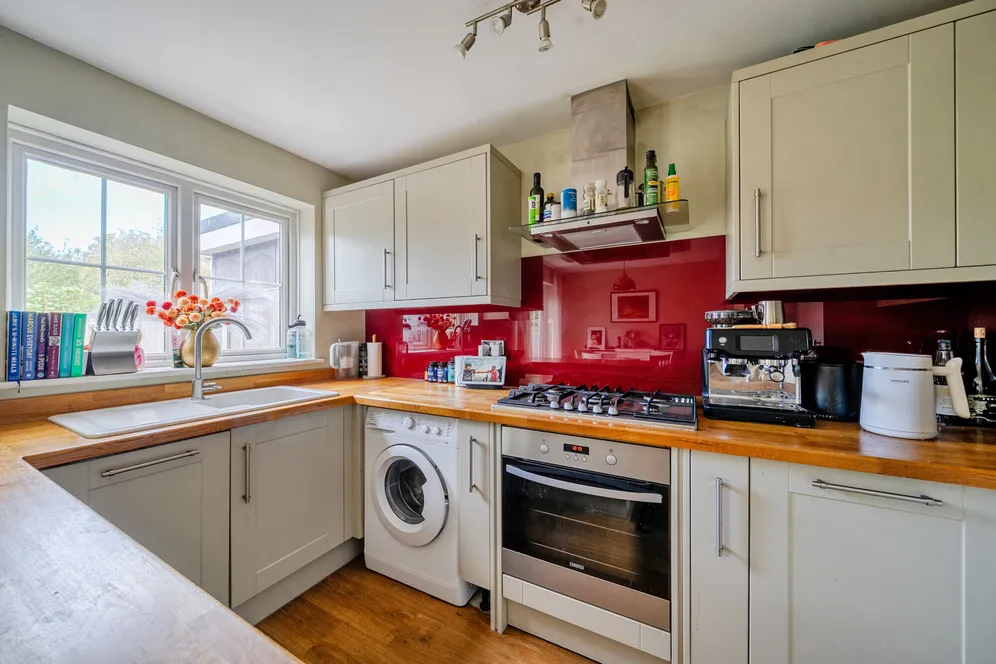 London Road, Ascot, SL5 photo 14
