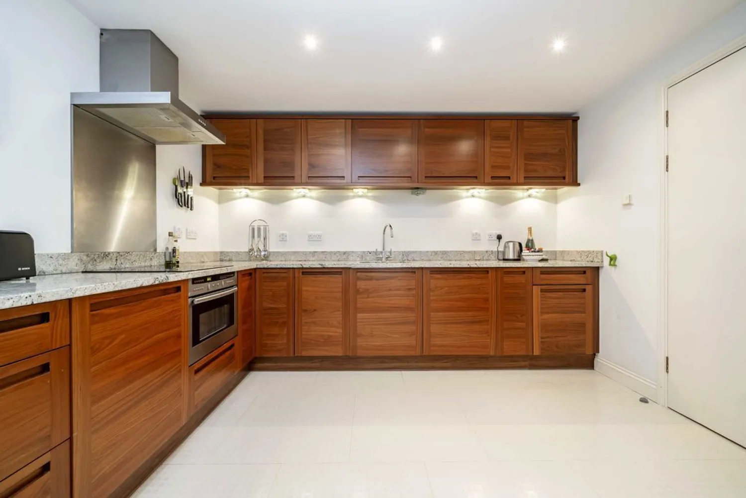 Greycoat Street, London, SW1P photo 4