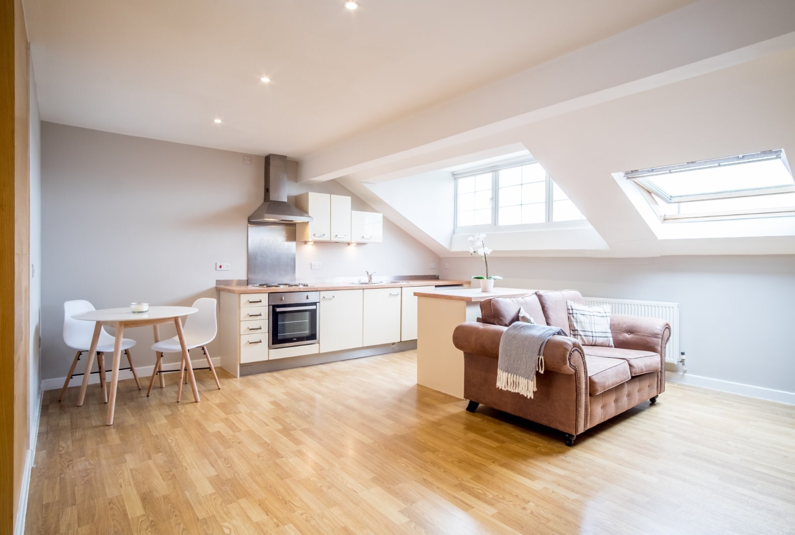 Flat 9, 52 Bankfield Road, Huddersfield, HD1 Image 1