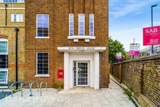 Windmill Lane, Hanwell, London
