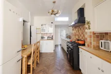 Hillfield Park, London, N10 photo 8