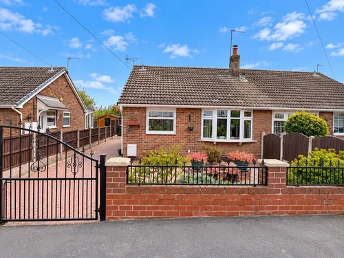 Eastbourne Avenue, Featherstone, PONTEFRACTphoto