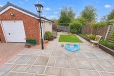 Eastbourne Avenue, Featherstone, PONTEFRACT