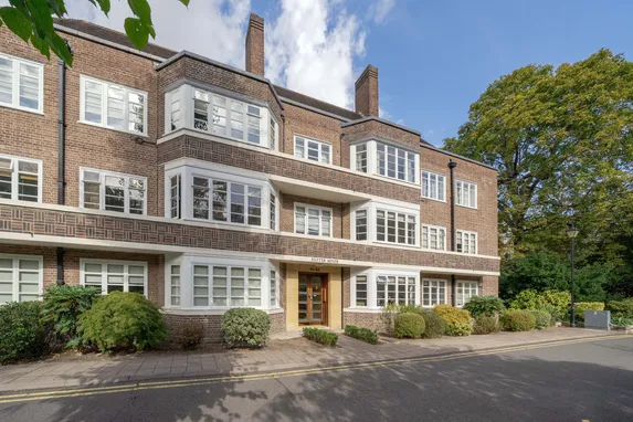 Putney Heath, London, SW15