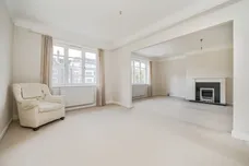 Putney Heath, London, SW15 photo 2