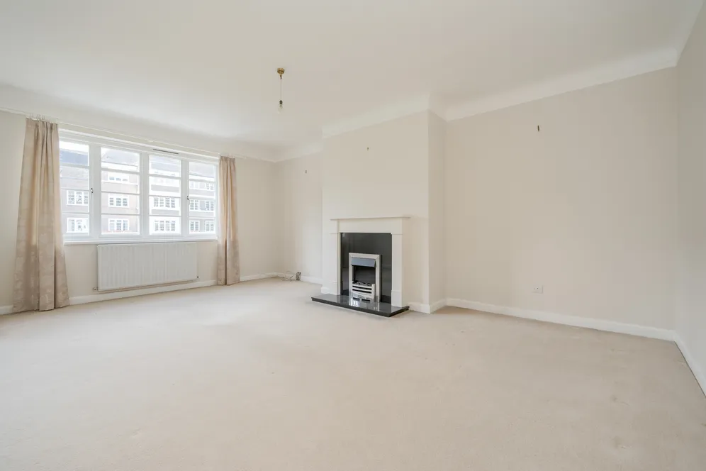 Putney Heath, London, SW15 photo 3