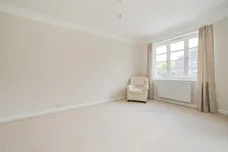 Putney Heath, London, SW15 photo 4