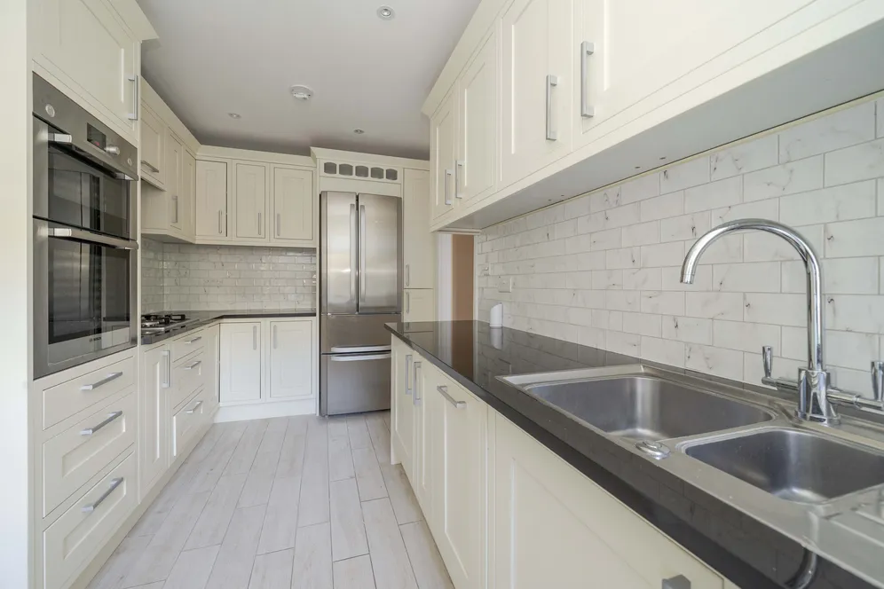 Putney Heath, London, SW15 photo 6