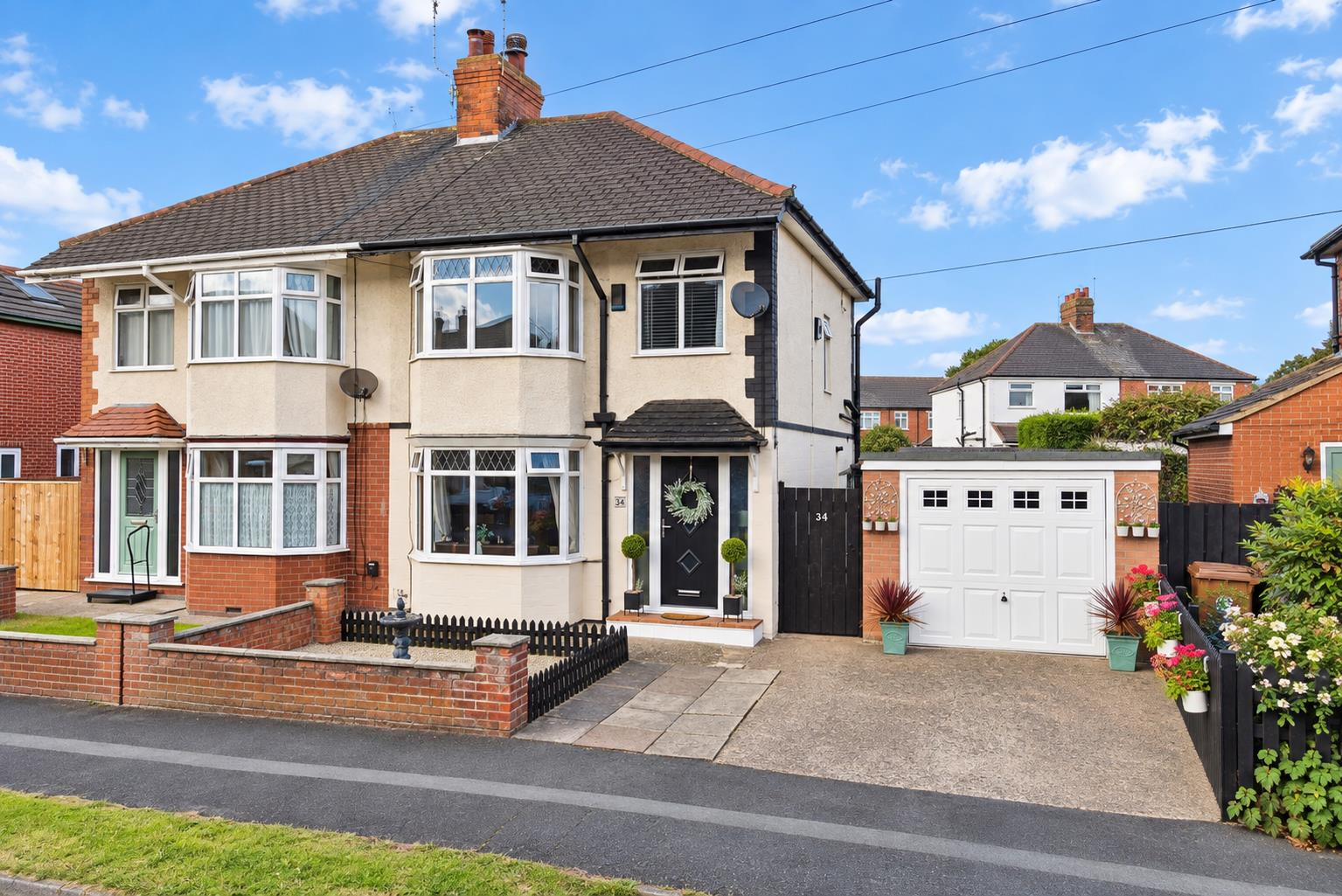 Colville Avenue, Hull Image 1
