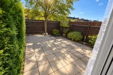 Mole Court, EPSOM